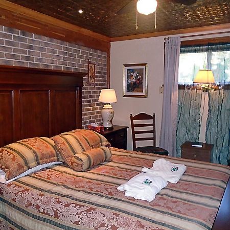 Gite La Halte Du Verger Bed And Breakfast Rivière-du-Loup Екстериор снимка