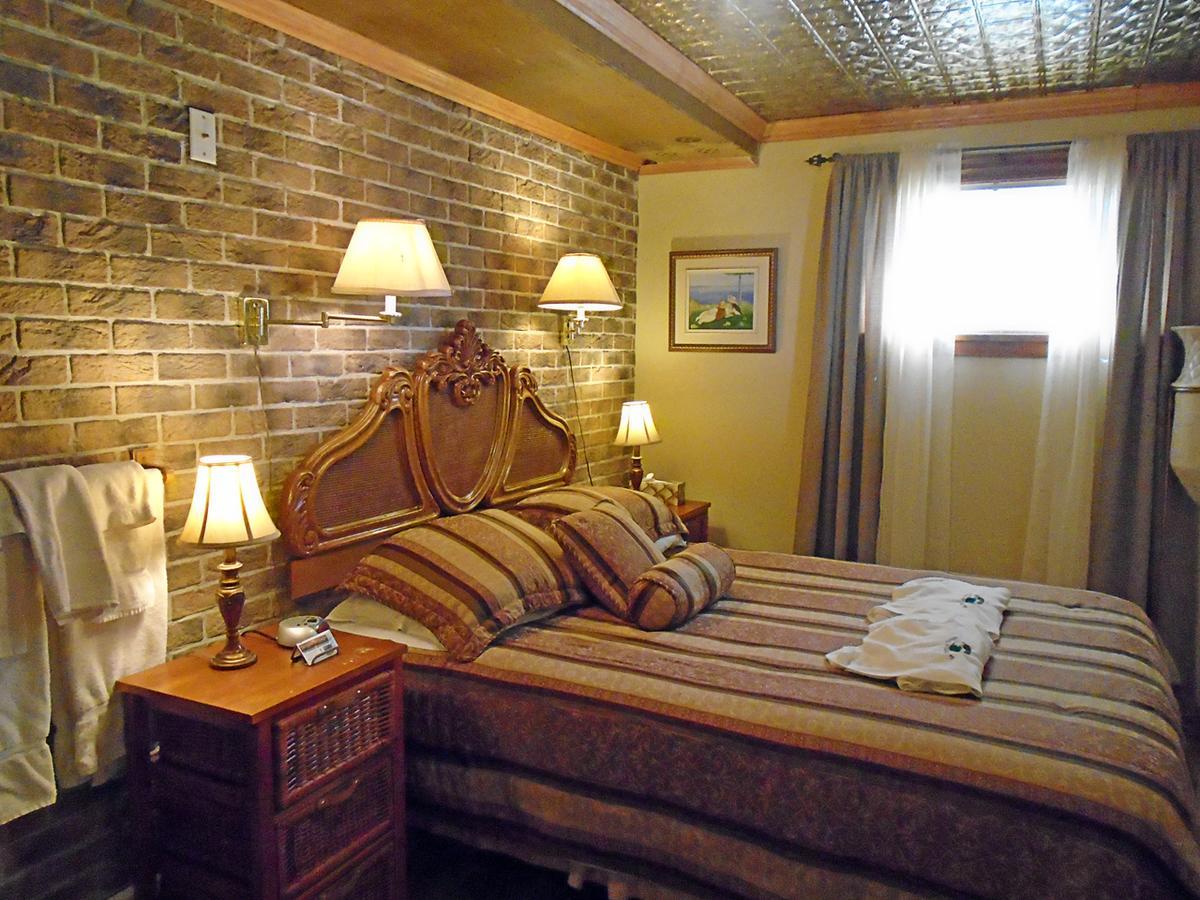 Gite La Halte Du Verger Bed And Breakfast Rivière-du-Loup Екстериор снимка