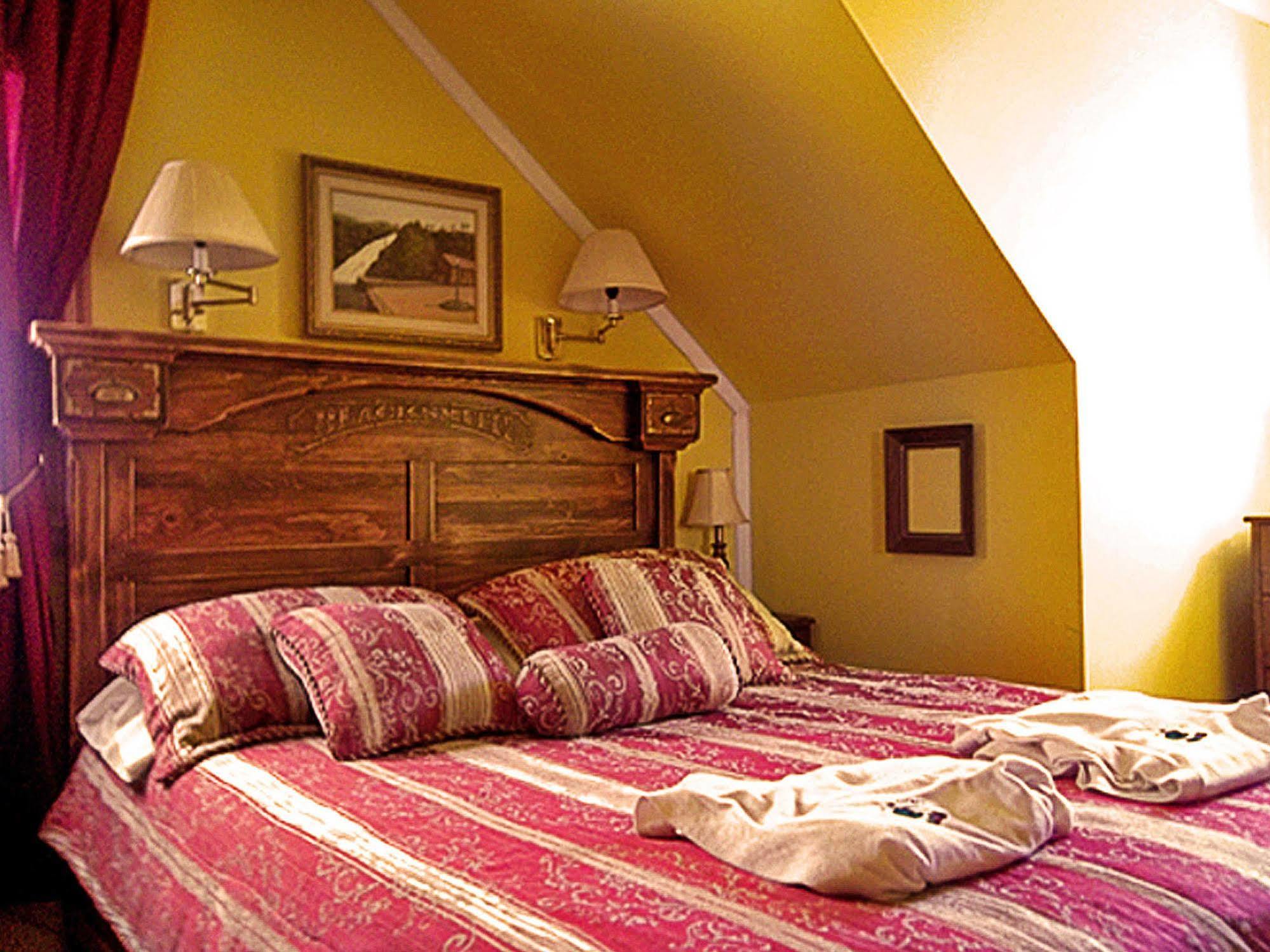 Gite La Halte Du Verger Bed And Breakfast Rivière-du-Loup Екстериор снимка