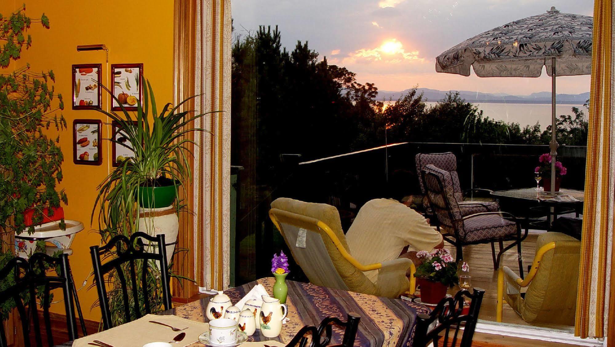 Gite La Halte Du Verger Bed And Breakfast Rivière-du-Loup Екстериор снимка